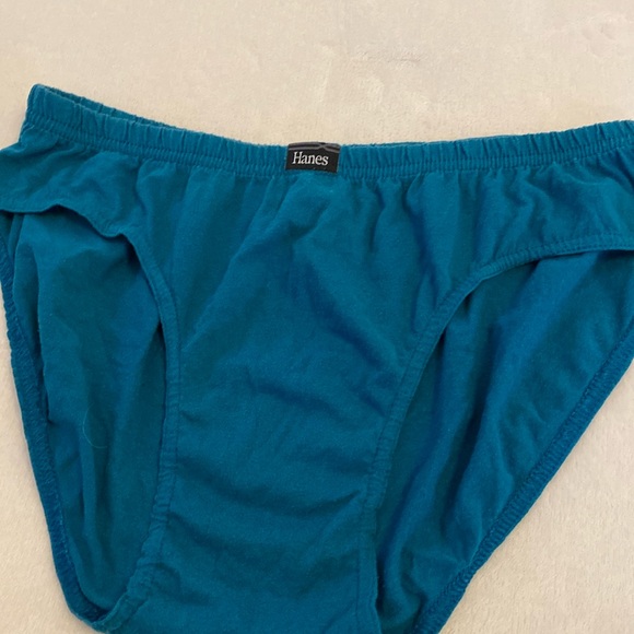 Hanes bikini normal wear - Picture 2 of 4